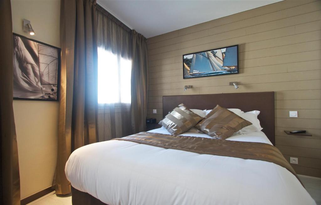 Hotel L'Ostrea Ла-Трините-сюр-Мер Экстерьер фото